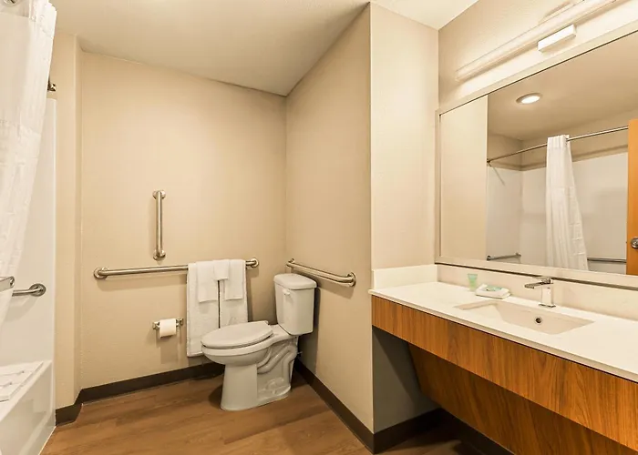 Livaway Tolleson Hotel Phoenix